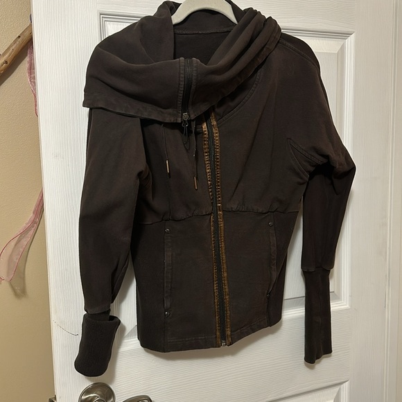 Lululemon cocoa brown cooled zip up sweater - Picture 2 of 6